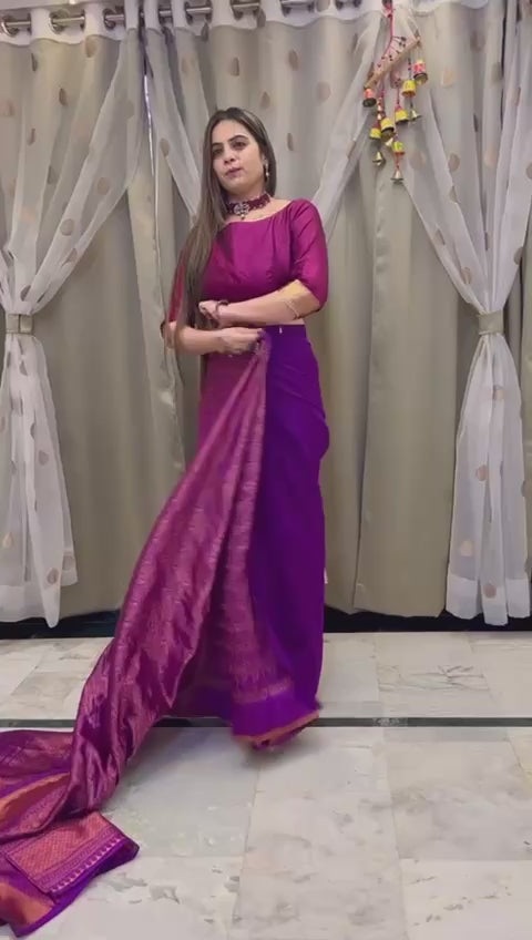 Divya - Pre Stitched Sari